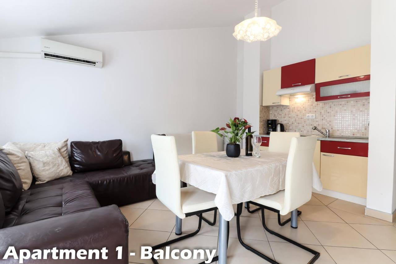 Apartments Juric 弗尔萨尔 外观 照片