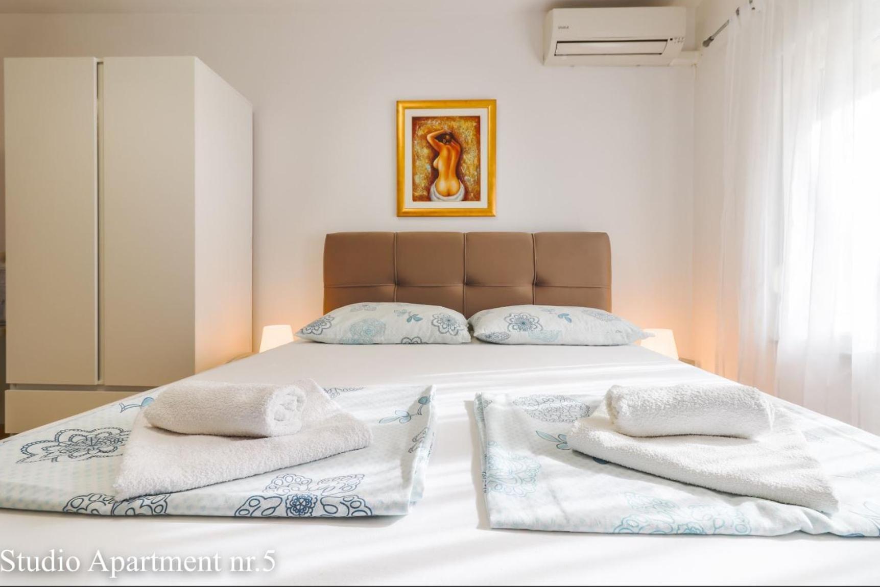 Apartments Juric 弗尔萨尔 外观 照片