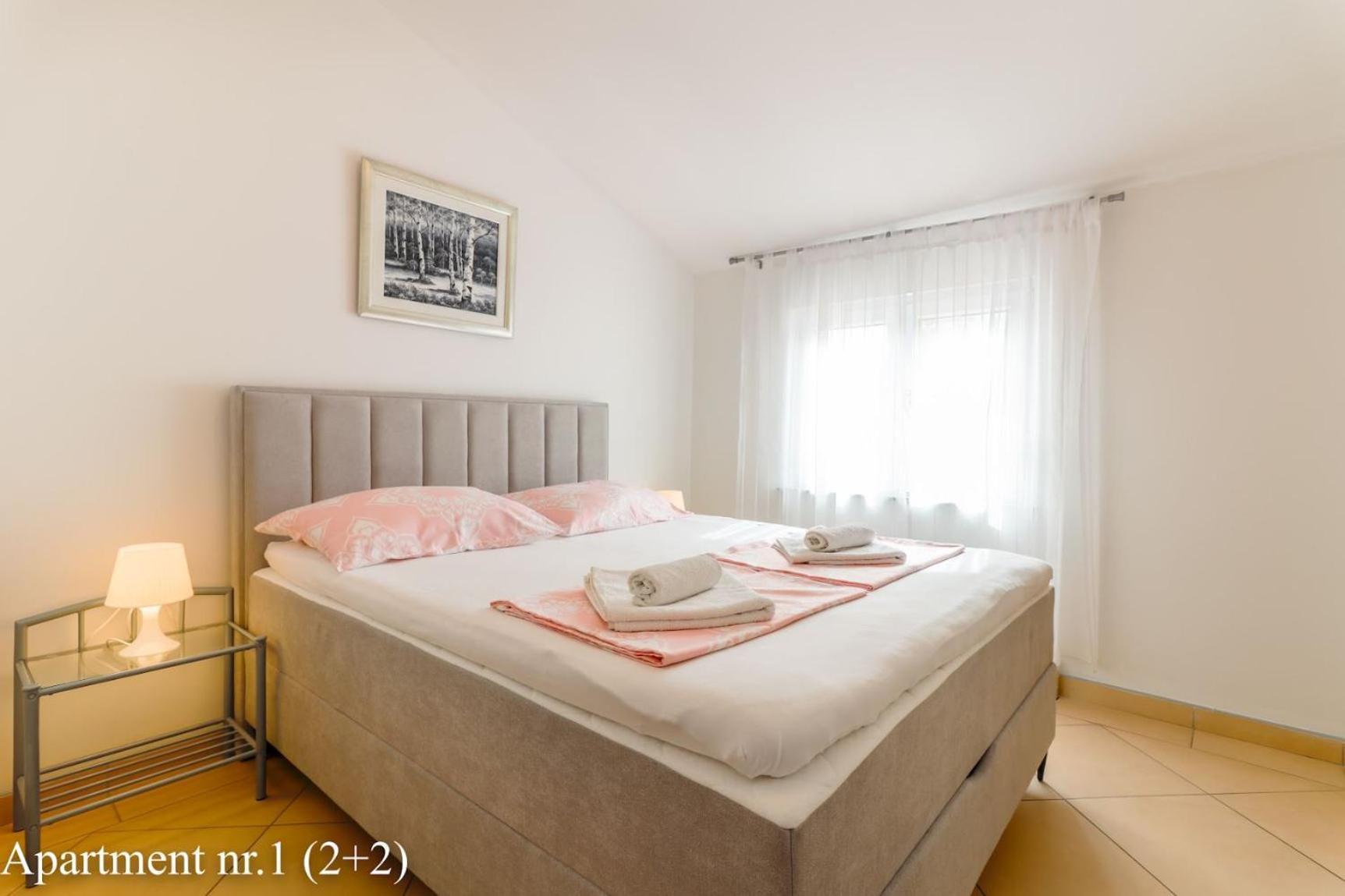 Apartments Juric 弗尔萨尔 外观 照片